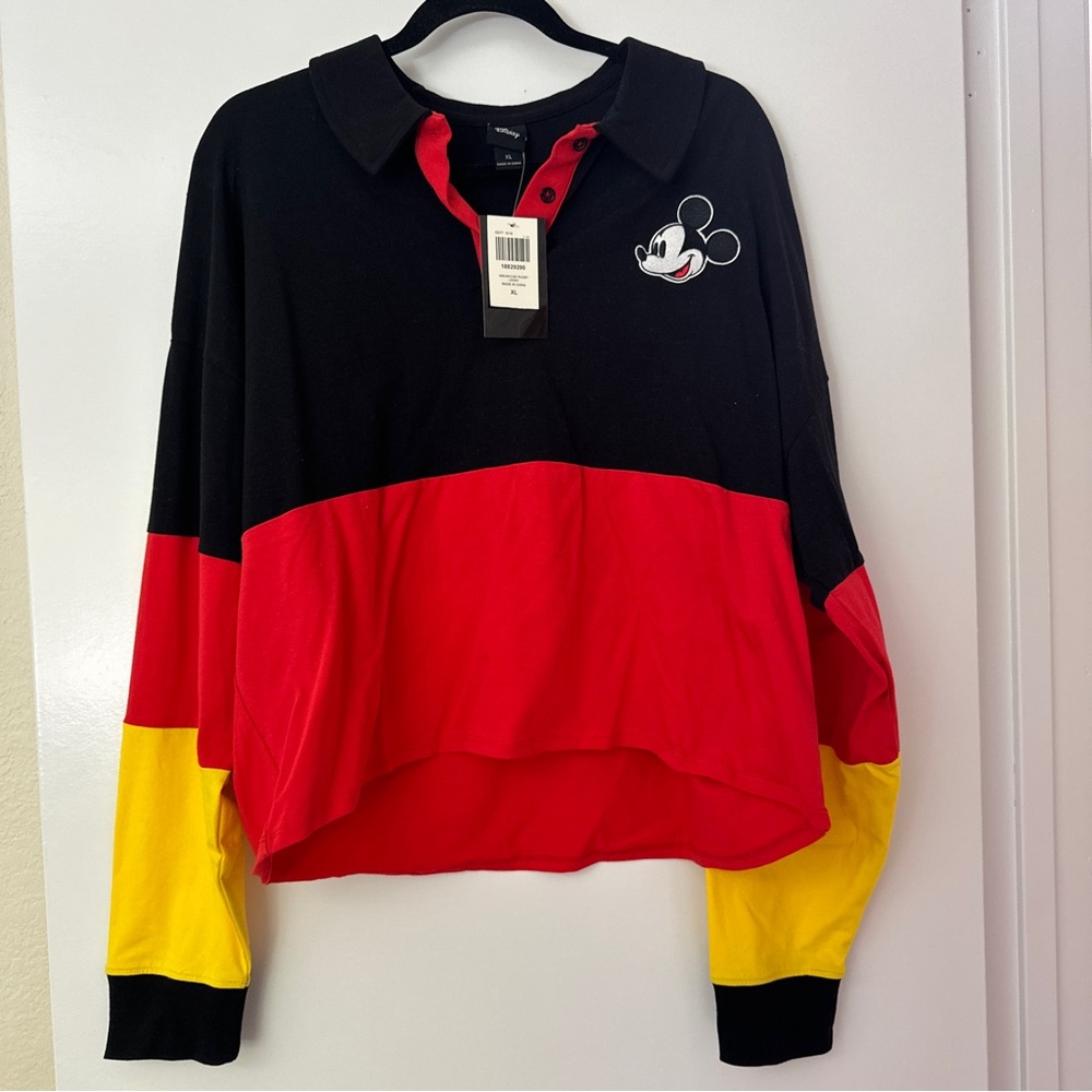 NWT Cropped Mickey long sleeve size Women’s XL